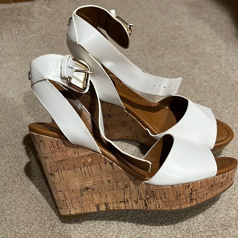 Tommy Hilfiger Wedges Size 8